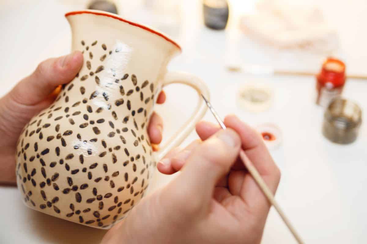 MAKING A SIMPLE CERAMIC CUP 